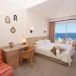Hotel Grand Moriaz Le Lavandou
