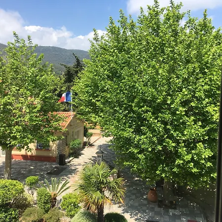 Grand Moriaz Hotel 3*