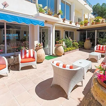 Grand Moriaz Hotel