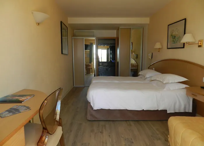 Grand Moriaz Hotel Le Lavandou