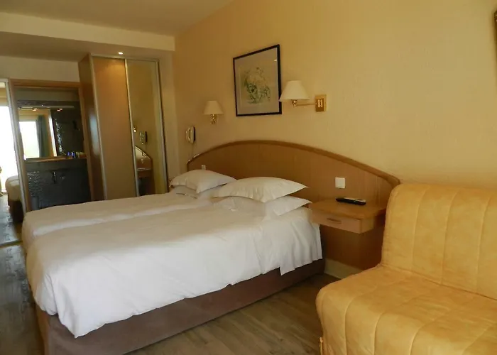 Grand Moriaz Hotel Le Lavandou